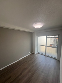 【洋室】 | ブロケイド岸町 | ブロケイド岸町　5.5帖の洋室