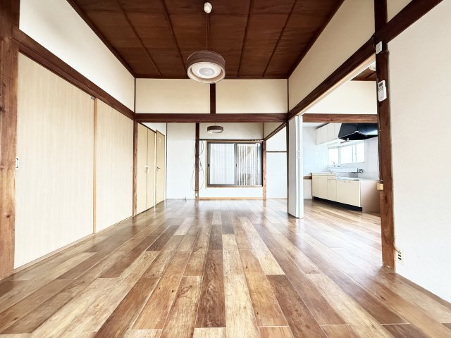 高知市天神町の一戸建ての洋室