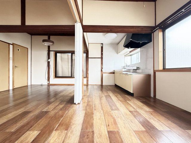 高知市天神町の一戸建ての居間・リビング