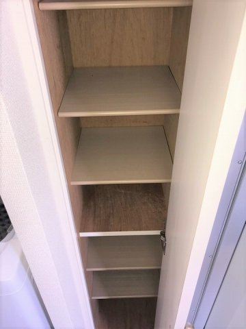 レオパレスＯｂｕＲｙｕｓｅｉの玄関|ゆったりとした玄関です