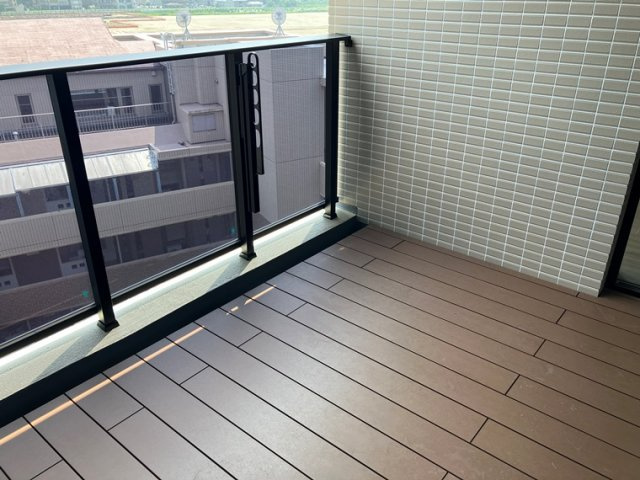 【バルコニー】