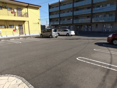 【駐車場】 | グランドゥール光 1LDKBNT