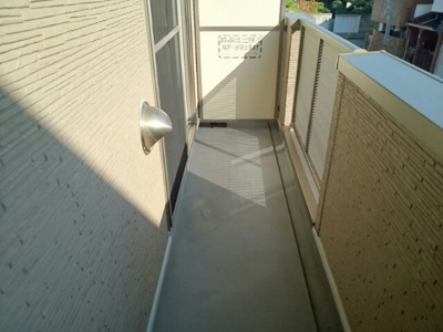 【バルコニー】 | カレント・レジデンス