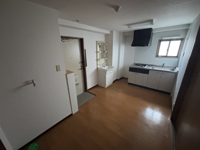 津賀マンションの居間・リビング