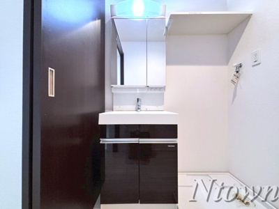 【独立洗面台】 | GRANDTIC KRS II | 独立洗面台で身支度をすべて済ませてしまいましょう