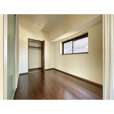 【洋室】 | 門司ポロニア弐番館 | 使い勝手のいい洋室です