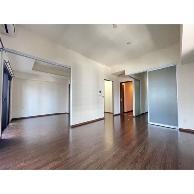 【居間・リビング】 | 門司ポロニア弐番館 | 即日案内可能です♪現地待ち合わせOK！どの物件でも当社でお得にご案内できますのでまとめて内覧ください♪