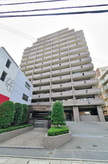 【外観】 | 通勤はもちろんお買い物にも便利な中央区エリアのオートロックマンションです【ペット飼育可】