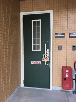 【玄関】 | サニーハイツ 一番館 2LDKHTW