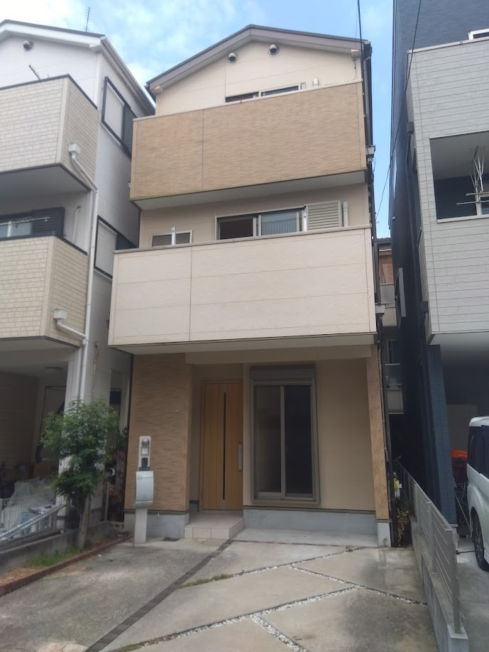 大阪府大阪市旭区清水1-4-20