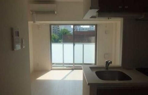 アイルイムーブル浅草の居間・リビング|別の部屋の参考写真