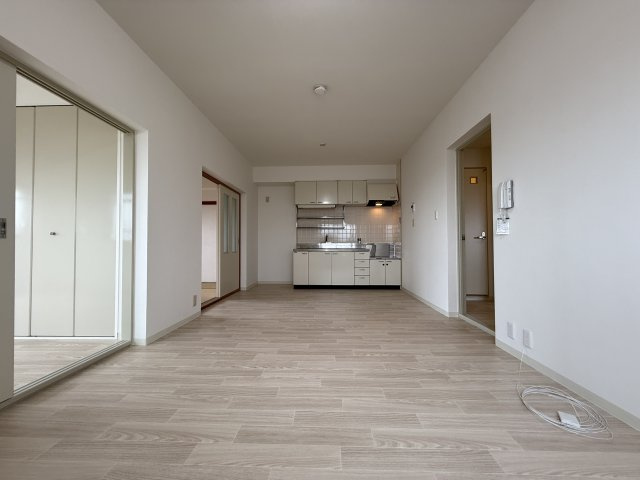 ガーデンハイツⅡの居間・リビング