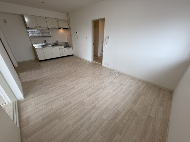 ガーデンハイツⅡの居間・リビング