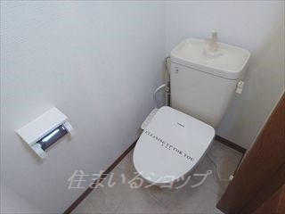 広島市安佐北区深川１丁目のテラスのトイレ|ウォシュレット