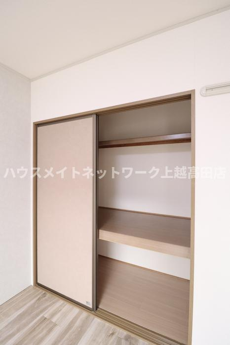 ロイヤルガーデン子安 Ａの収納|収納