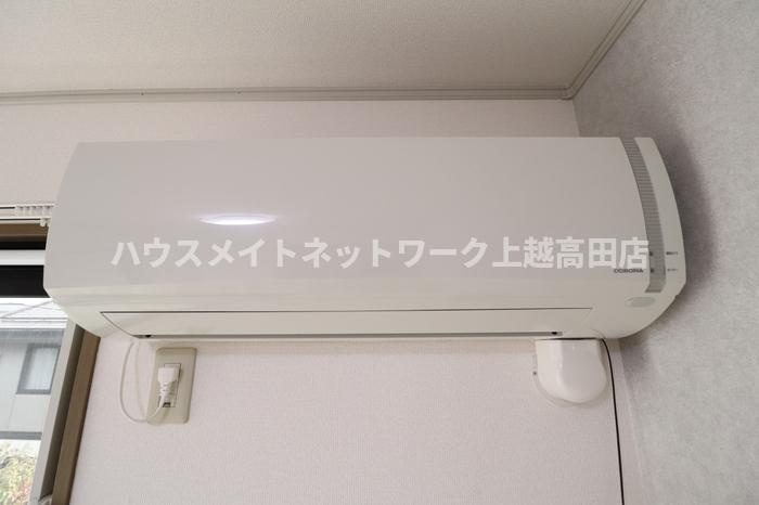 ロイヤルガーデン子安 Ａの設備|エアコン