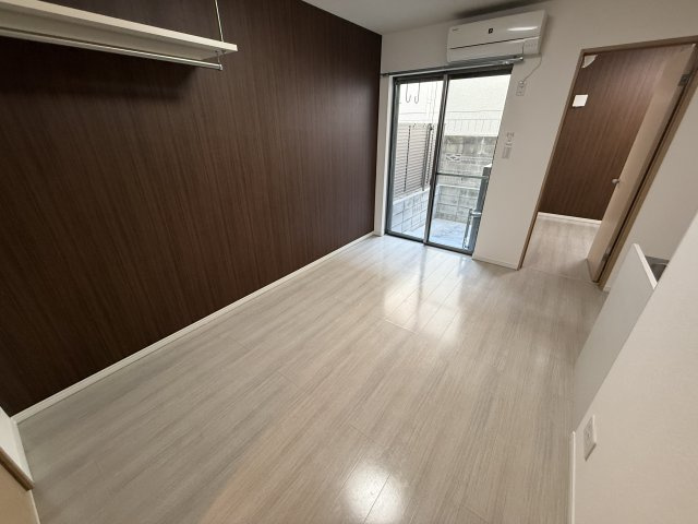 アヴェニール蛍池南町の居間・リビング