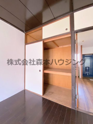 【収納】 | 　レジデンス東門真 | ※同タイプ別室の写真となります。
　イメージとしてご覧ください。
　設備内容など相違がある場合あくまで現状優先となります。