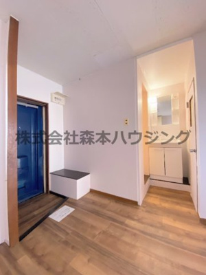 【内装】 | 　レジデンス東門真 | ※同タイプ別室の写真となります。
　イメージとしてご覧ください。
　設備内容など相違がある場合あくまで現状優先となります。