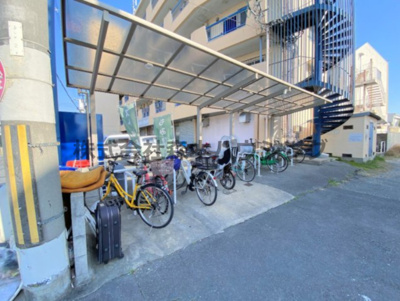 【その他共用部分】 | 　レジデンス東門真 | 駐輪場です