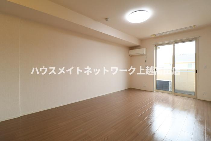 グランリーオ Ⅰの居間・リビング|リビング