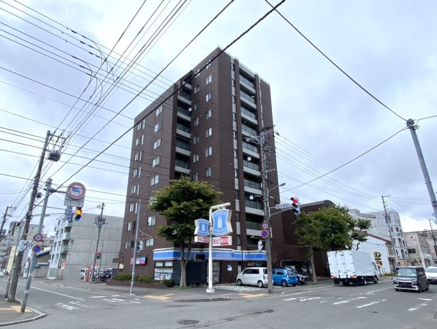 アルファコートⅨ・行啓通り