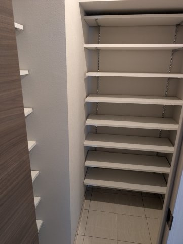 MODERN ASPIRATION平尾駅前の収納