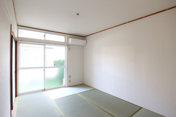 グリーンハウスの居間・リビング