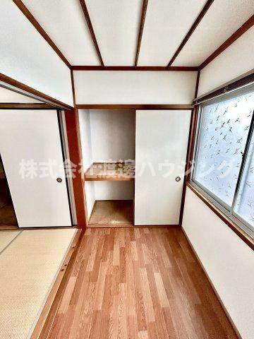 新稲5丁目貸家の収納