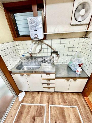 新稲5丁目貸家のキッチン