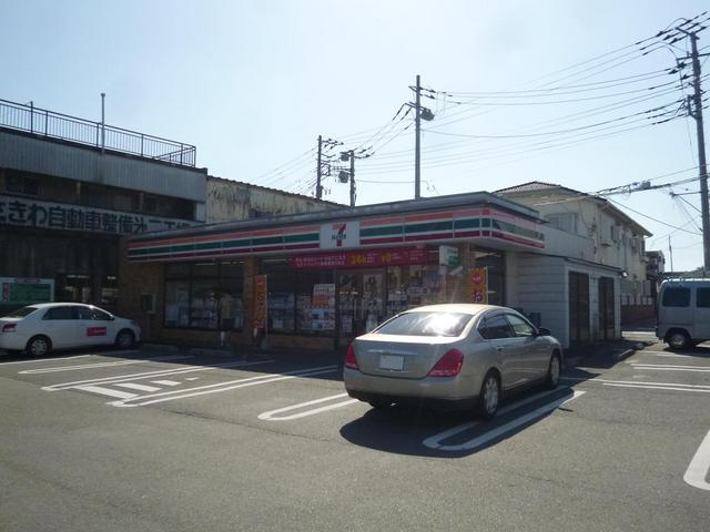 セブン-イレブン 与野鈴谷３丁目店まで550ｍ