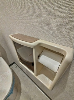 トイレの収納部分☆