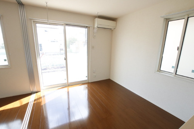 リビング　エアコン付き