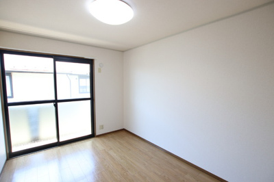 （照明は設備ではありません)