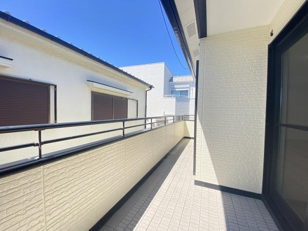 【バルコニー】