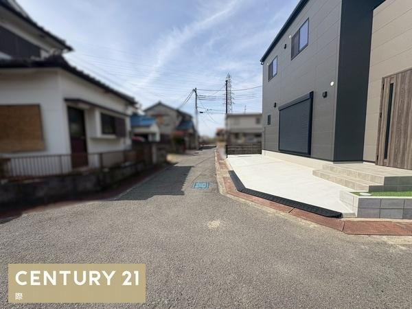 和歌山市鳴神　新築戸建の前面道路含む現地写真