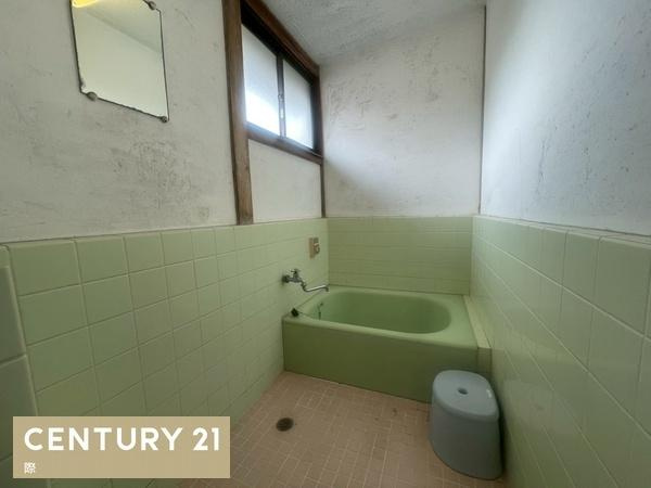 和歌山市平尾　中古戸建の浴室