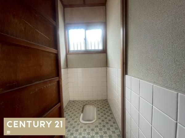 和歌山市平尾　中古戸建のトイレ