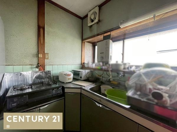 和歌山市平尾　中古戸建のキッチン