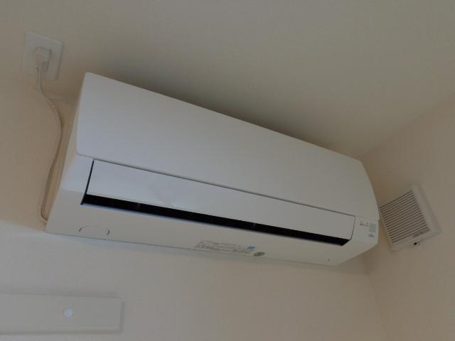 Ｏｐｕｓ　Ｏｎｅ　五福の設備|エアコン