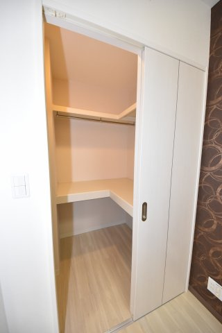 サニーハウス南堀江の収納