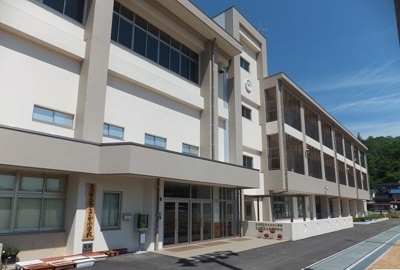 【周辺】 | パストラルのぞみが丘Ⅰ | 三良坂小学校・中学校（バス有）まで3200m