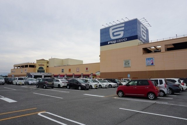 メゾン．ド　ファミーユＢの周辺|フジグラン石井店様まで2600m