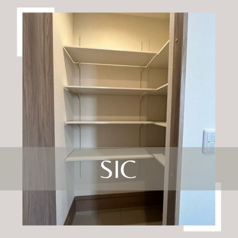 マ・メゾン　佐伯区隅の浜2丁目　№119の完成予想図|同仕様写真：ＳＩＣ
ベビーカーや外遊び道具も
片付きます