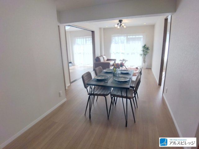 みよしみずほ台サンライトマンションDの居間・リビング