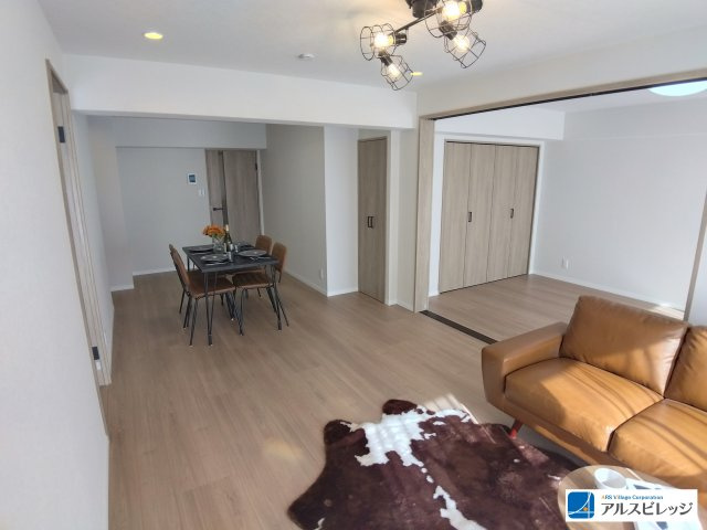 みよしみずほ台サンライトマンションDの居間・リビング