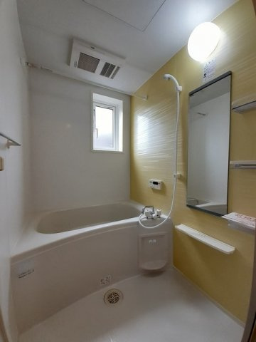 メゾンドフラン　イシカラＡの浴室