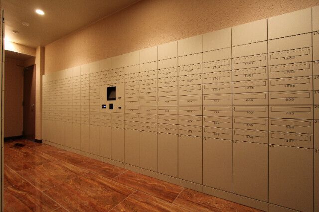 プレジオ本町のロビー