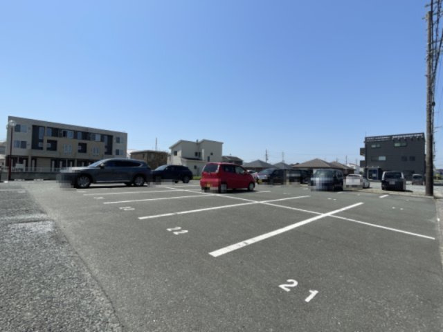 有玉北町ビルの駐車場