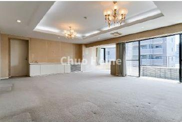 モア・アペックス西小岩の居間・リビング|【居間・リビング】「ＬＤＫは家族団らんをデザイン」広いＬＤＫでは家族が集まり一緒の時間を過ごせる工夫がされております。何気ない一日の当たり前のひとコマがいつか一生の宝物になります